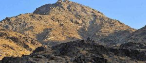 جبل ثور جنوب مكة حيث غار ثور